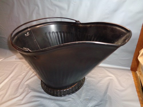 Black contemporary coal - #17,